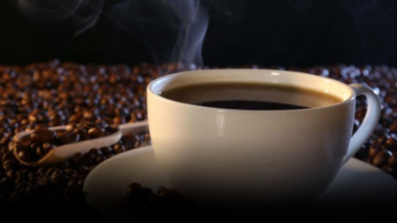 COMPROVADO: Tomar café da manhã tira o mal humor 