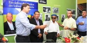 Sindsbor realiza café da manha para agradecer senador