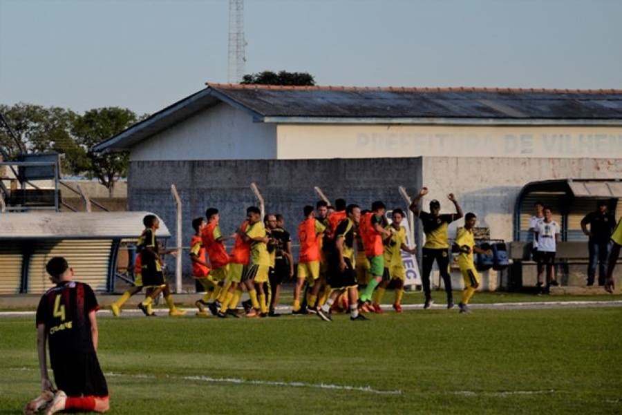 VITÓRIA: Vilhenense vence o Real Ariquemes e leva vantagem para a segunda partida
