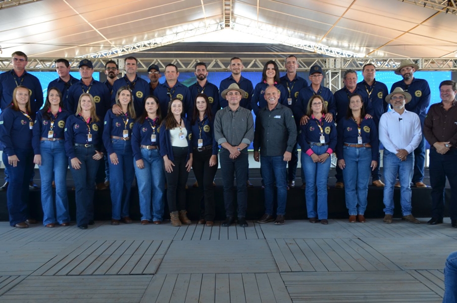 EZEQUIEL NEIVA: Deputado reforça compromisso com o agronegócio na abertura da Agrocom