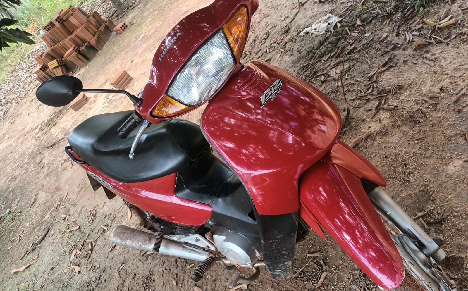 VOCÊ VIU?: Biz 100 é furtada em via pública na capital