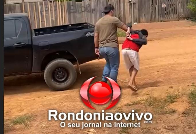 VÍDEO: PC fecha 'Boca do Jefinho' em bar e dois são detidos em flagrante