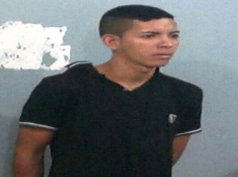 Jovem é preso em lava jato com moto roubada
