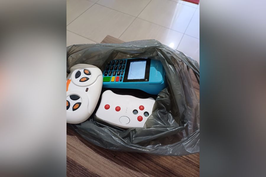 UTILIDADE PÚBLICA: Homem procura por maquininha de cartão perdida