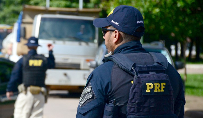 FUGA ALUCINADA:  PRF persegue motociclista e grávida sofre grave acidente ao cair da garupa