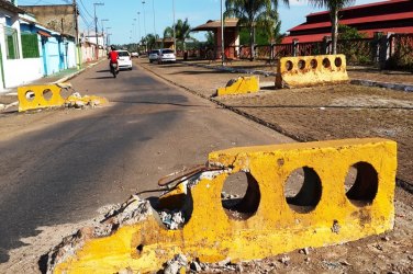 CAOS – Moradores da Vila Ferroviária reclamam da falta de segurança e abandono da prefeitura - FOTOS e VÍDEO