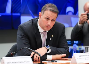 FORTE REAÇÃO: Derrite recua e devolve autonomia à PF em novo parecer do PL Antifacção