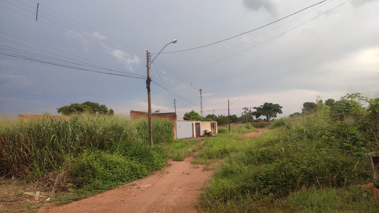 PEDIDO DE PROVIDÊNCIA: Morador do Bairro Três Marias relata abandono com via pública