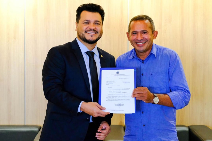 MARCELO CRUZ: Deputado celebra garantia de título de doação de área do bairro Planalto II 