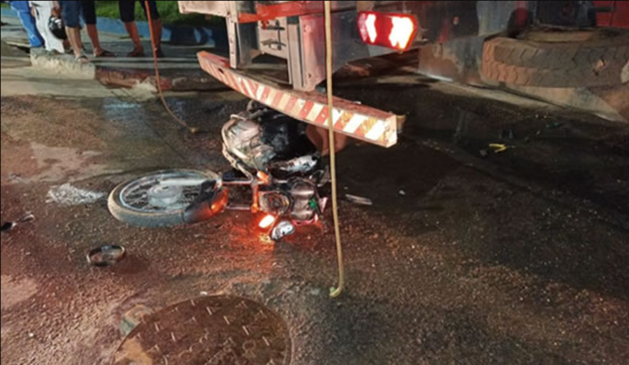 TRÁGICO: Motociclista morre ao colidir contra caminhão boiadeiro em Ji-Paraná