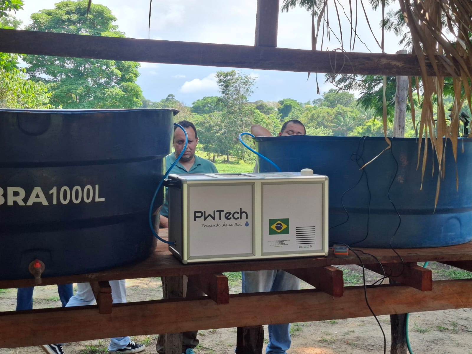 ÁGUA PARA TODOS: Famílias do baixo Madeira recebem filtro de água que reduz escassez hídrica