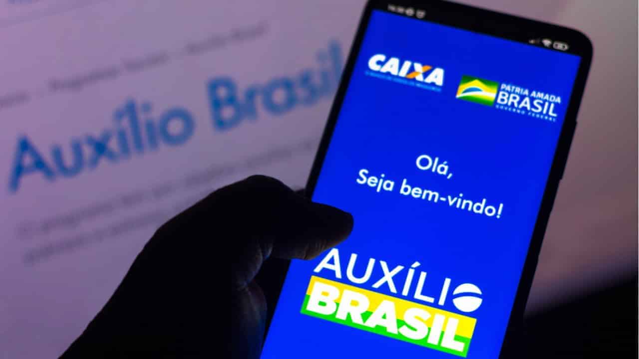 ATENÇÃO: Cuidado ao fazer empréstimos com dinheiro do Auxílio Brasil, alerta Procon