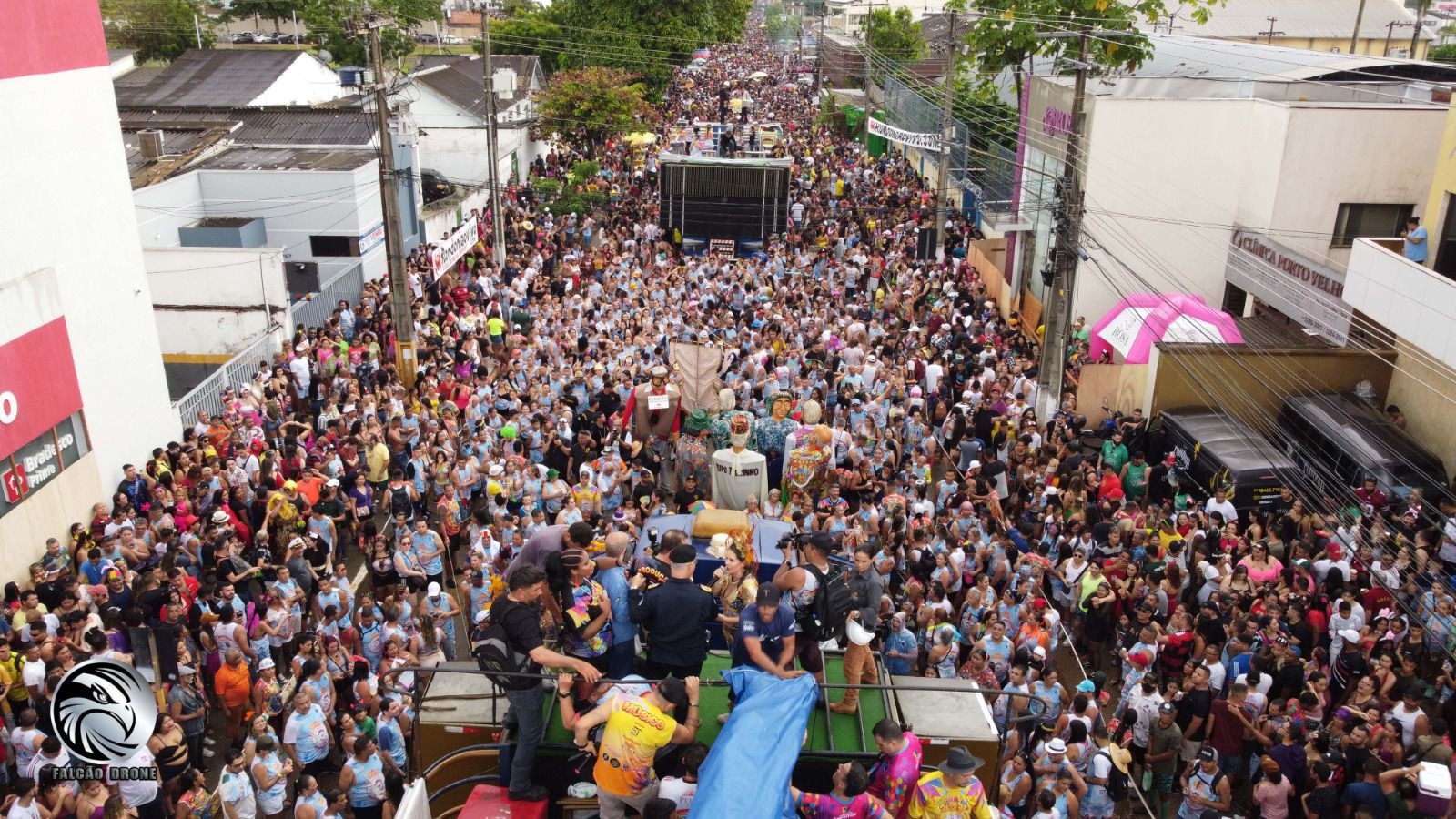 INÍCIO DA FOLIA: Desfiles de blocos de Carnaval começam nesta sexta (02) em Porto Velho