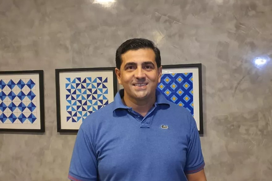 #PISOJÁ: Breno Mendes apoia projeto do piso salarial para farmacêuticos