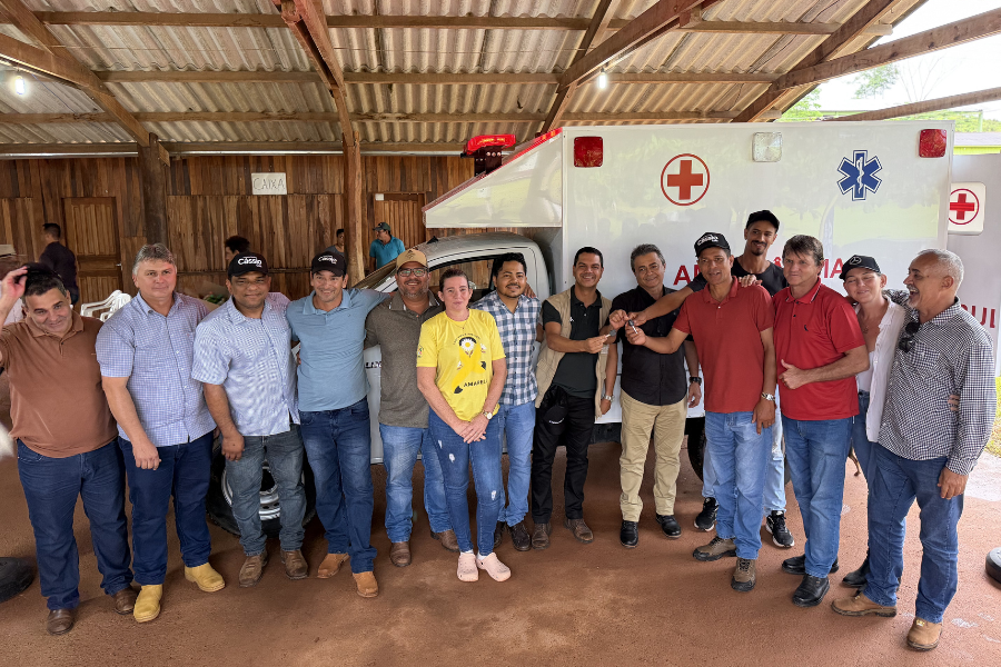 AMBULÂNCIA NOVA: Cássio Gois garante socorro rápido no distrito 14 de Abril em Espigão