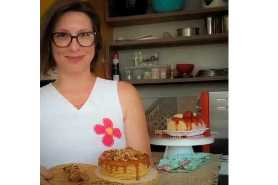 EMPREENDEDORISMO GASTRONÔMICO: Stael Rocha transforma paixão por cozinha em negócio e enfrenta desafios