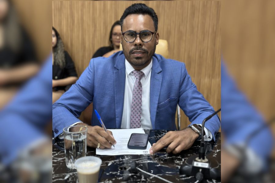 DR. SANTANA: Vereador anuncia denúncia ao MP sobre R$ 2,5 milhões para eventos