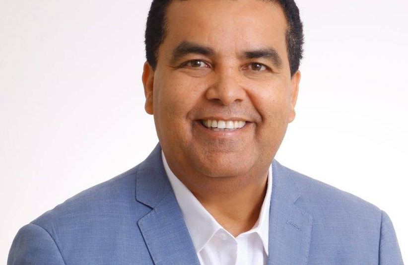 ELEIÇÕES 2024: Lindomar Garçon vence as eleições suplementares de Candeias do Jamari