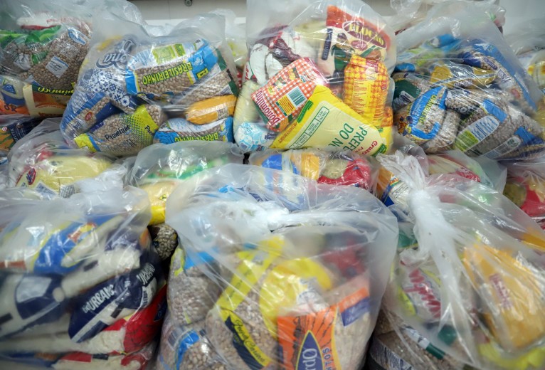 ANGÚSTIA E FOME: Família vulnerável não recebe cesta básica no CRAS de Jaci