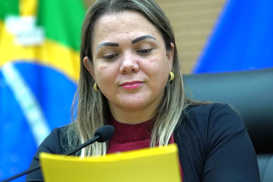 CLÁUDIA DE JESUS: Deputada solicita melhorias na lei estadual de isenção do IPVA