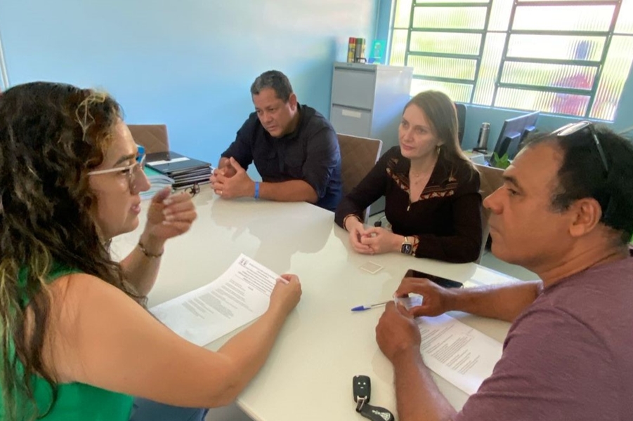 LEBRINHA: Deputada destina R$ 200 mil para usina fotovoltaica em escola de Jaru