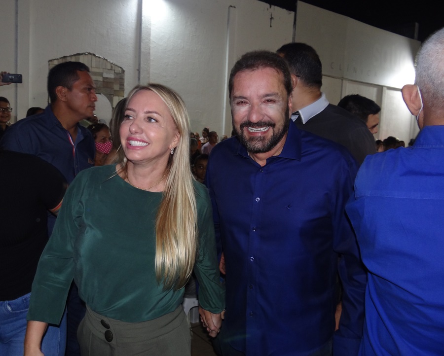 IEDA CHAVES: Primeira dama diz que é preciso gostar de gente para entrar na vida pública 