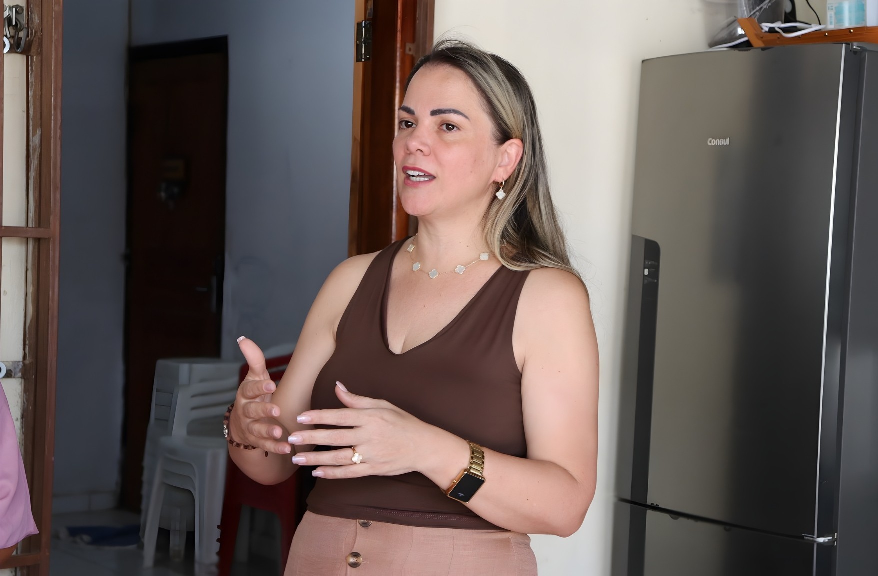 CLAÚDIA DE JESUS: Emenda da deputada garante R$ 100 mil para notebooks em Vale do Paraíso