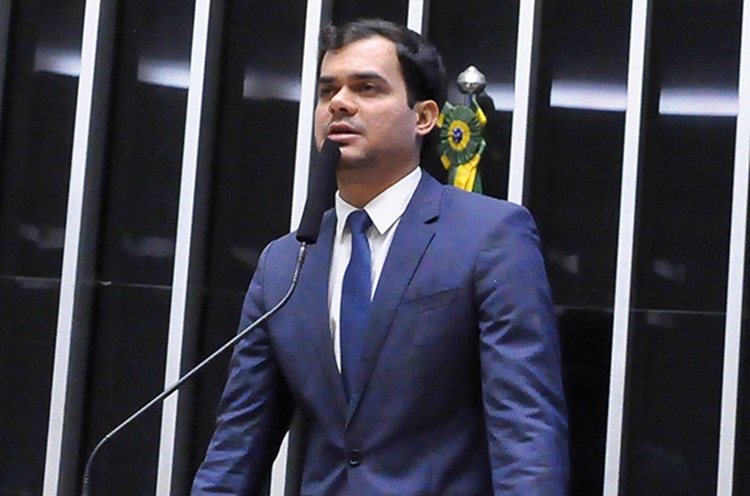 POR MAIS 60 DIAS: Expedito Netto protocola PL que garante a suspensão do pagamento do Fies