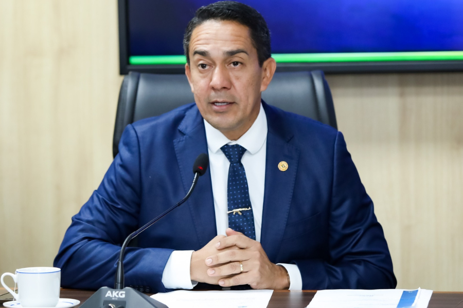 EYDER BRASIL: Deputado libera quase R$ 1 milhão para escolas públicas de Porto Velho