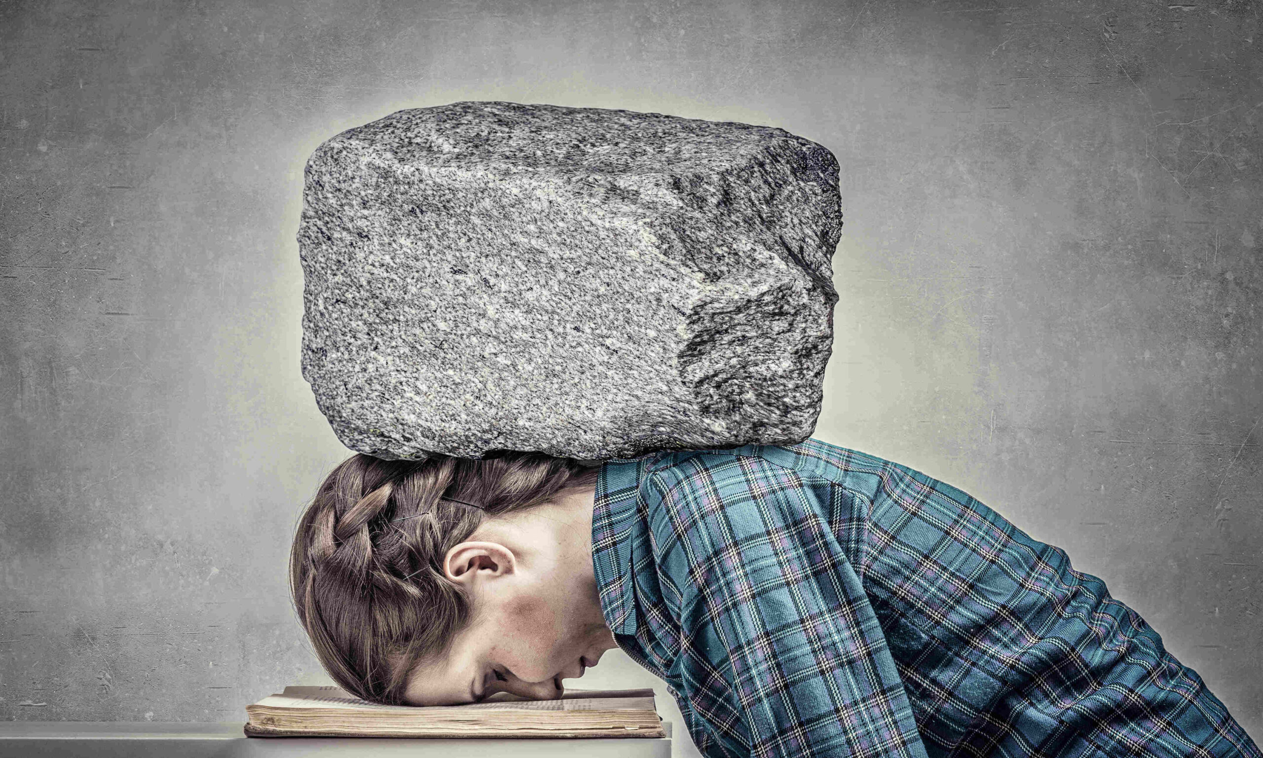 APOIO: Palestra com professor aborda doenças que afetam saúde mental