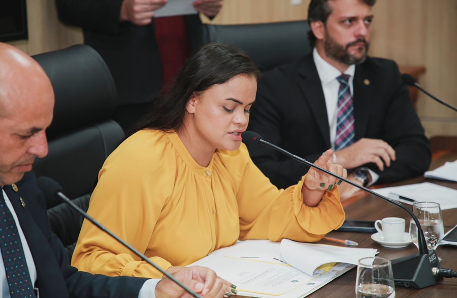 SEGURANÇA PÚBLICA: Dra. Taissa Sousa solicita reforma urgente do Quartel da PM em Campo Novo