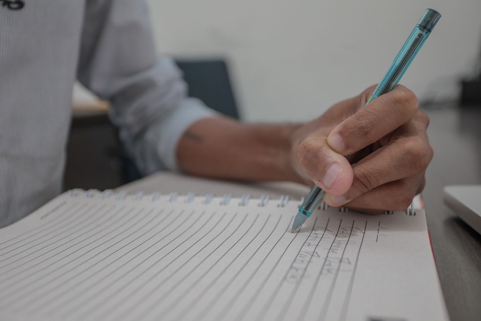 UNIR: Prefeitura oferta mais de 40 vagas para mestrado em Educação Escolar