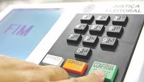 VOTAÇÃO: Presidente do TSE divulga nota sobre calendário das eleições de 2020