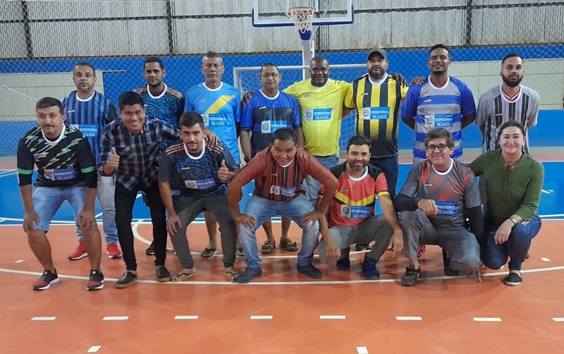 APOIO: Recurso destinado por Ezequiel Neiva garante kits esportivos para equipes de RO