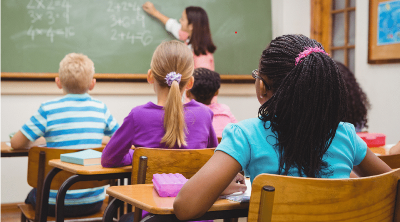 RIO DE JANEIRO: Processo seletivo para professores está oferecendo 677 vagas