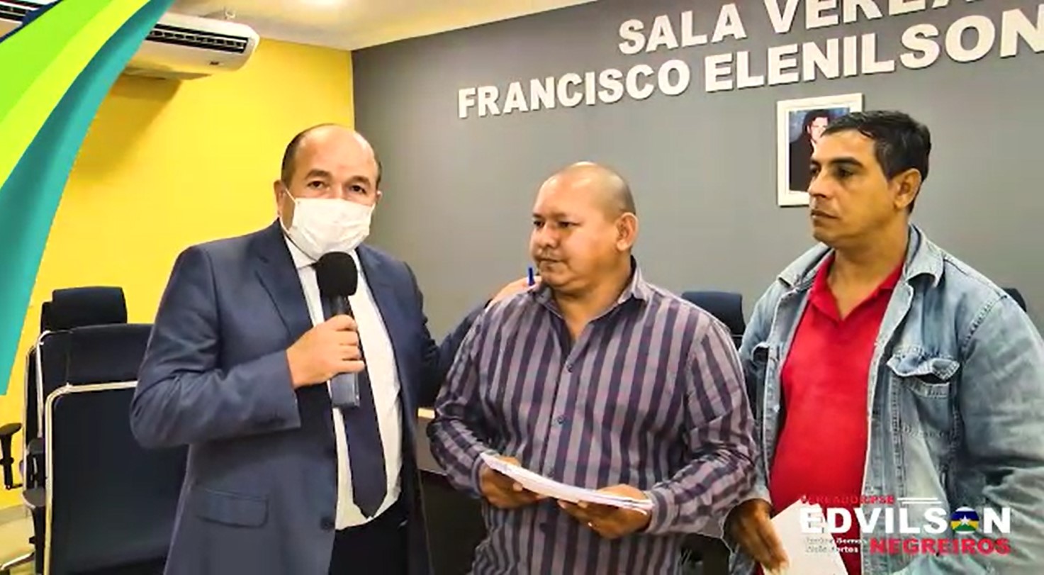 EDWILSON NEGREIROS: Vereador pede serviços para Bairro Lagoa Azul em diversos setores