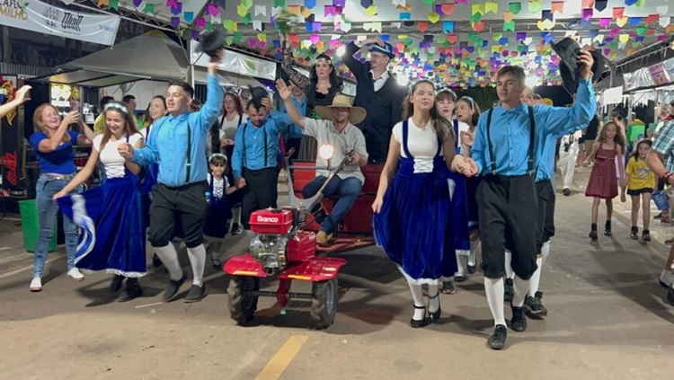 POMER FEST: Tradição Pomerana é celebrada durante festividade em Espigão do Oeste