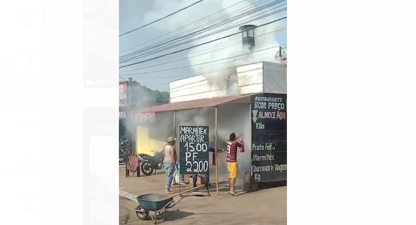 URGENTE: Restaurante pega fogo na Avenida Jorge Teixeira em Porto Velho