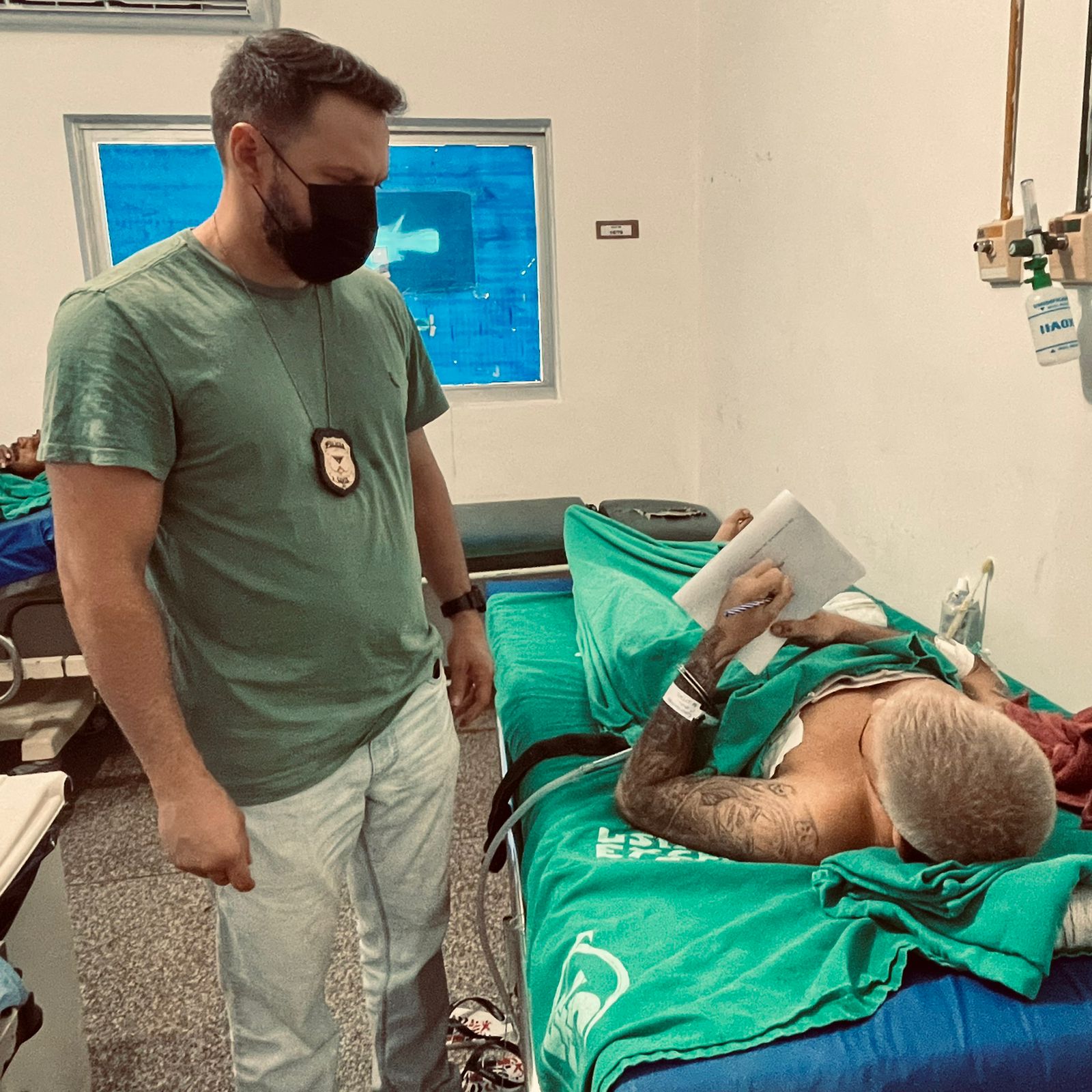 LATROCÍNIO TENTADO: Polícia Civil prende acusado de atirar no rosto de vigilante em superatacado