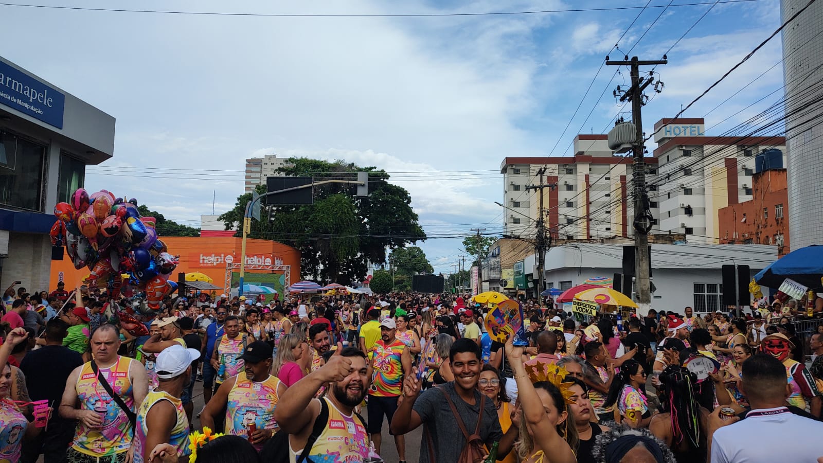 CARNAVAL 2024: Confira desfile da Banda do Vai Quem Quer em Porto Velho