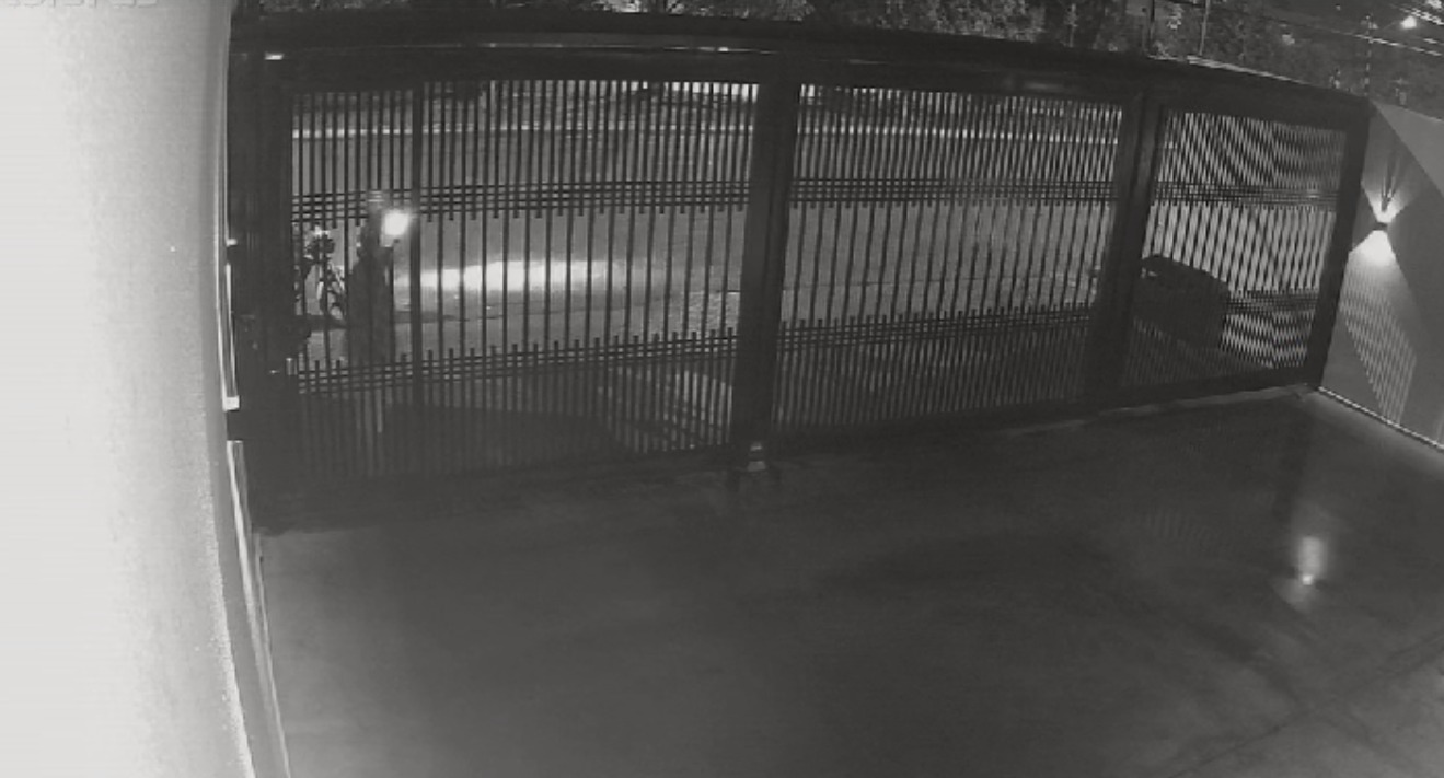 VÍDEO: Escritório de advogado de prefeito é alvo de ataque a tiros em Porto Velho 