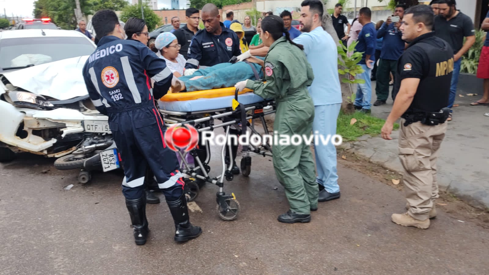 URGENTE: Casal fica gravemente ferido ao ser arrastado por carro na Abunã