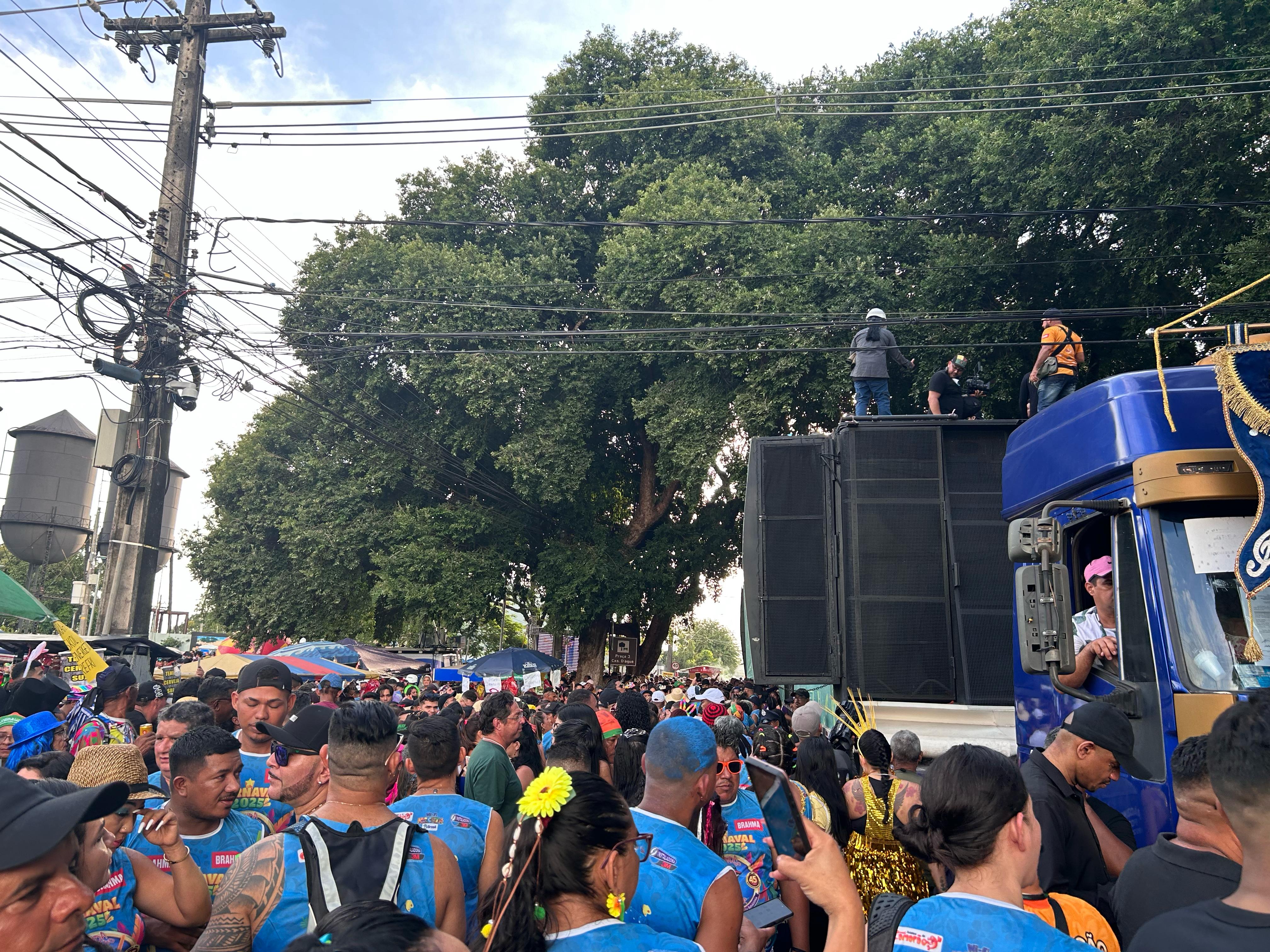AO VIVO: Confira o desfile da Banda do Vai Quem Quer em Porto Velho