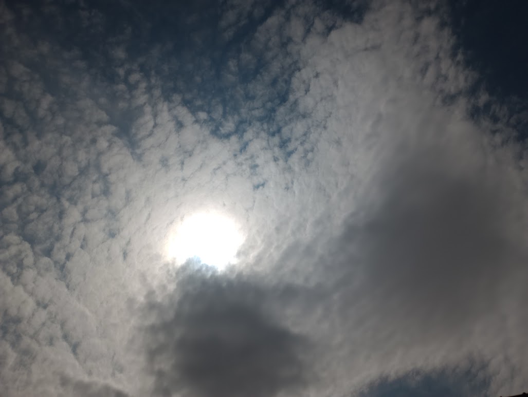 CALORÃO: Sábado (13) tem tempo parcialmente nublado em Rondônia, com máximas de até 39°C