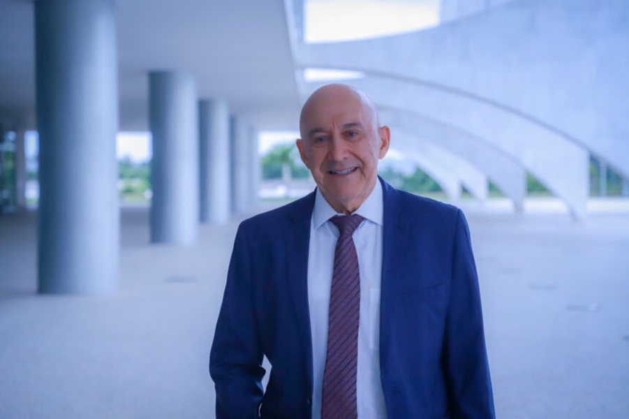 CONFÚCIO MOURA: Senador destaca o crescimento nacional com o avanço de projetos energéticos