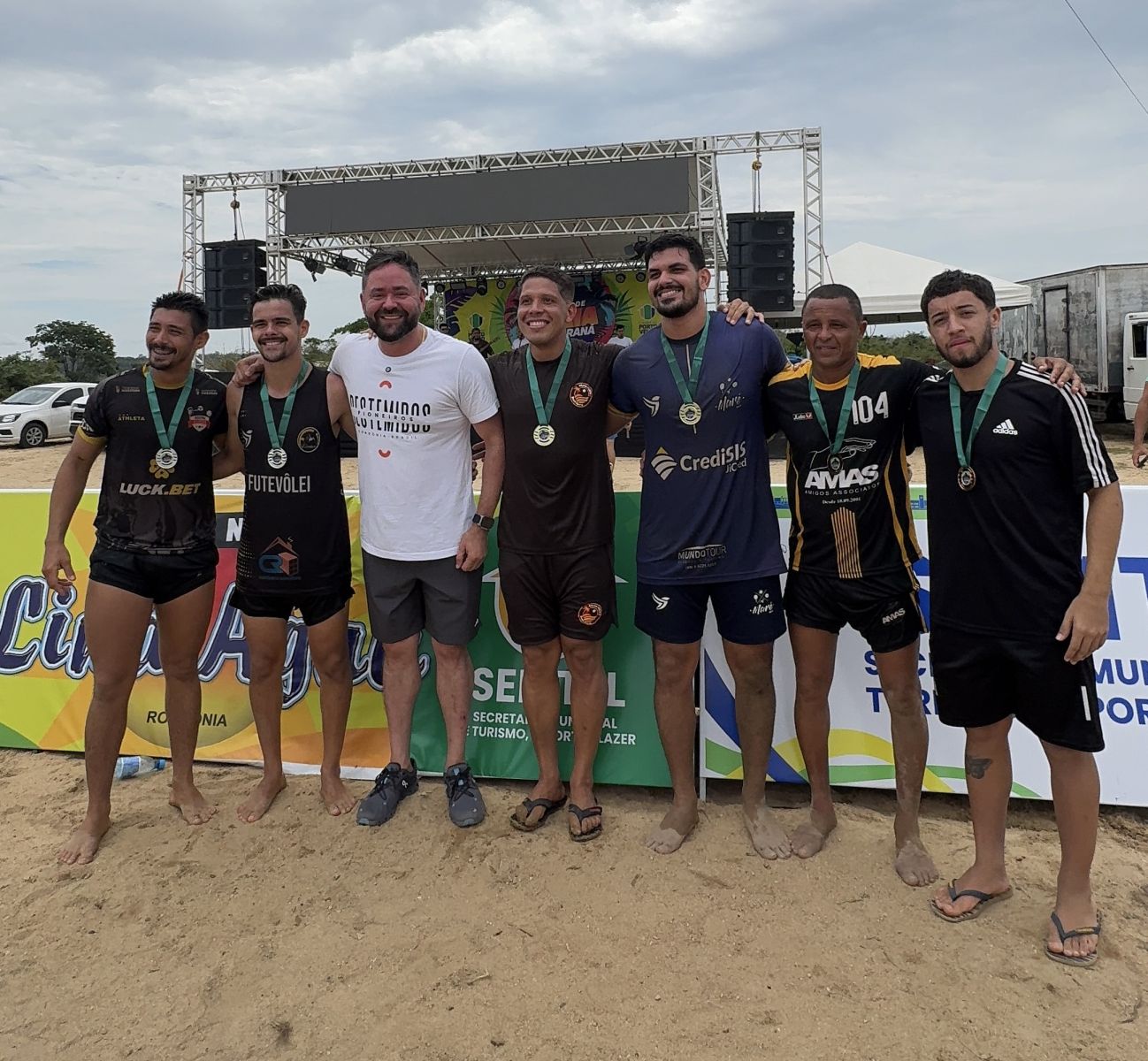 JACI-PARANÁ: Festival de Praia movimenta o turismo e o comércio da região