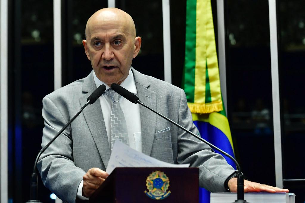 CONFÚCIO MOURA: Senador ganha novo reconhecimento: agora está na lista da Elite Parlamentar