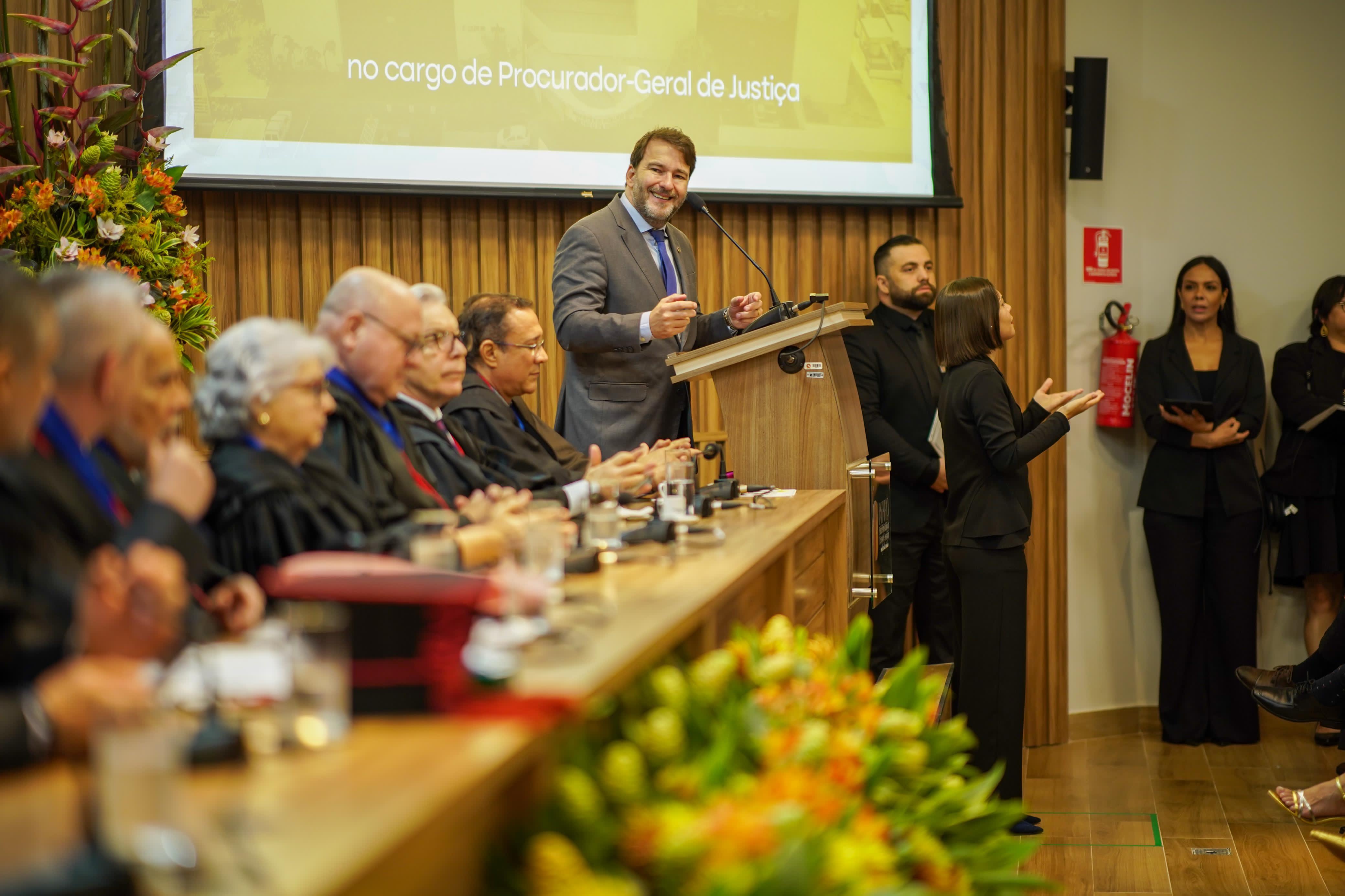 ALEX REDANO: Deputado prestigia posse do novo Procurador-Geral de ...