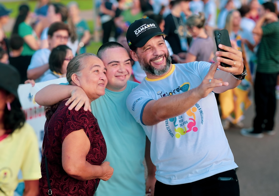 DELEGADO CAMARGO: Deputado participa de caminhada em prol do Dia Internacional da Síndrome de Down