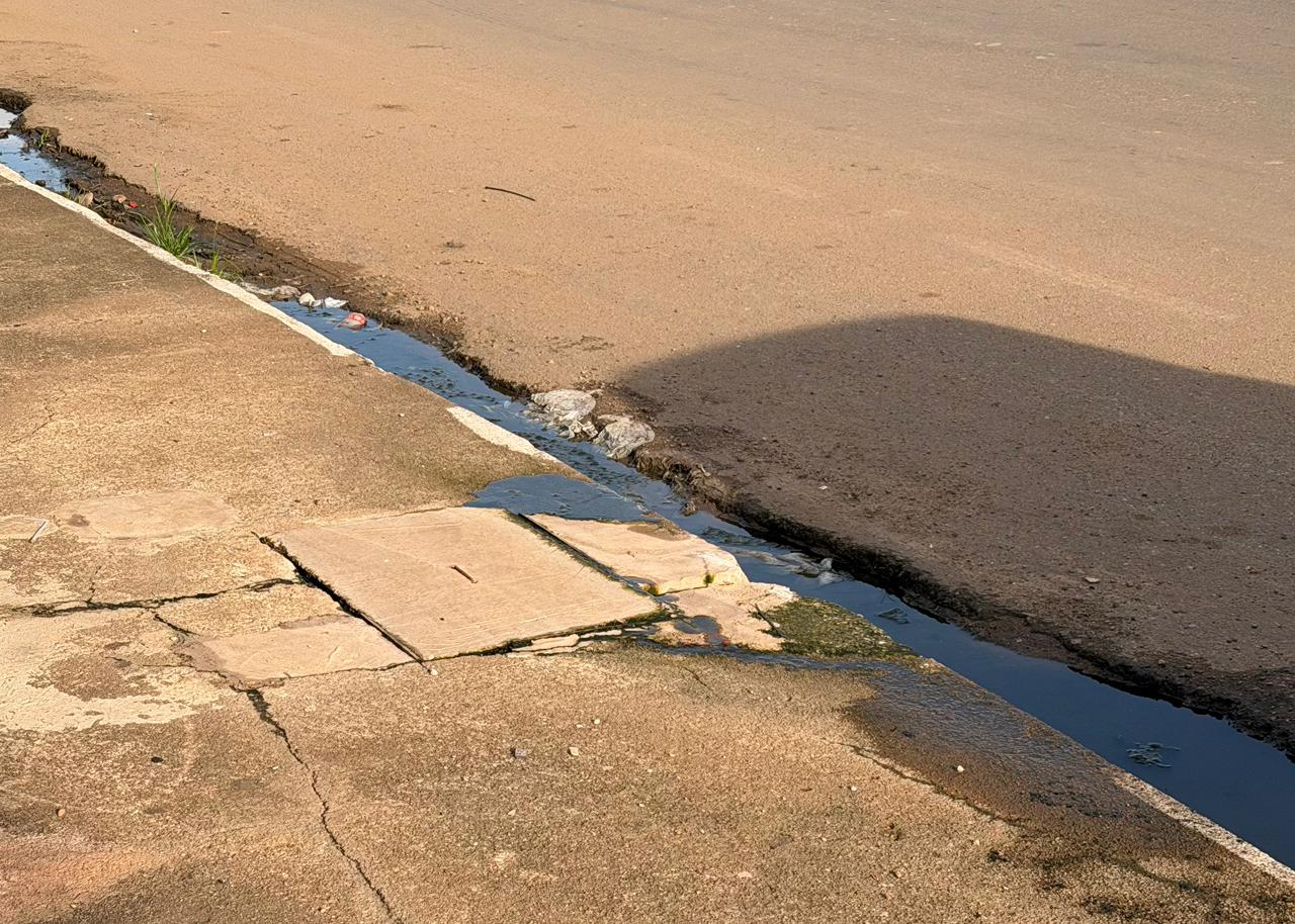 MACÁRIO BARROS: Vereador solicita desobstrução de rede de drenagem e esgoto no bairro Lagoinha